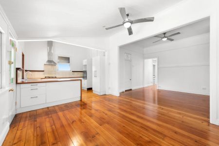 Charming Character Home Minutes from the CBD - Photo 3
