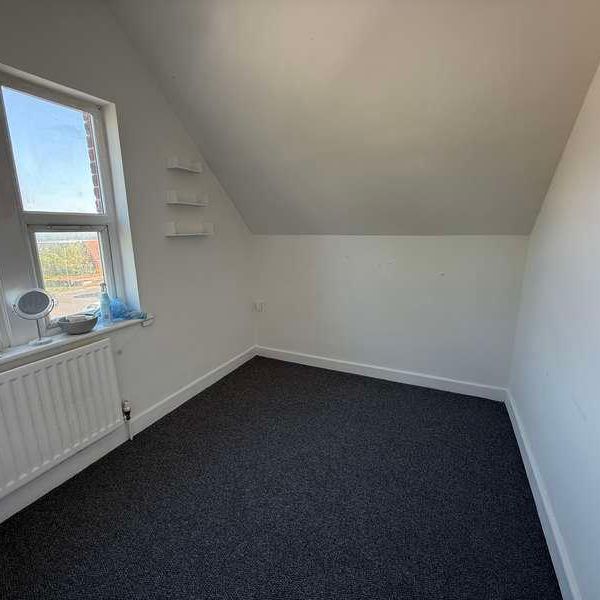 The Midanbury, Witts Hill, Southampton, SO18 - Photo 1