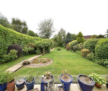 3 bedroom detached house to rent - Photo 2