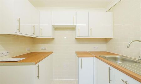 Claremont Court, Campbell Road - Photo 5