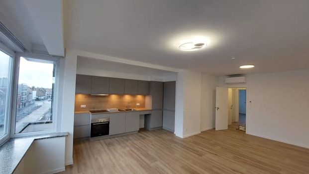 Appartement te huur - Photo 1