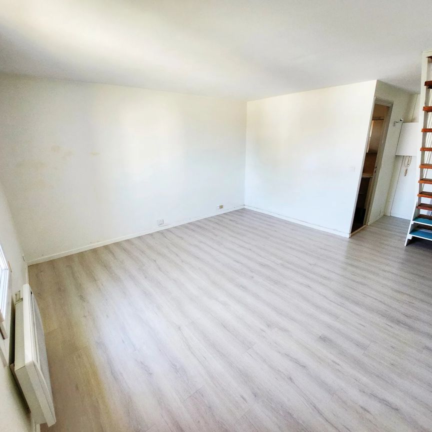 Location Appartement 2 pièces 31m² AIX EN PROVENCE 90ème - Photo 1