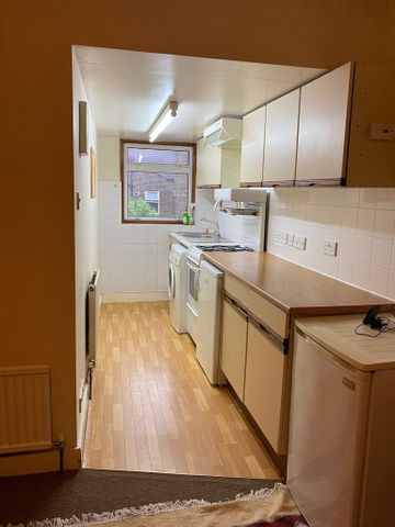 1 bedroom flat to rent - Photo 5