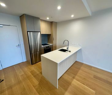 Modern Two Bedroom Apartment - Photo 4