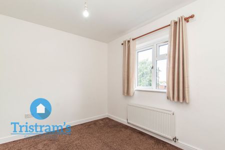 2 bed Flat for Rent - Photo 3