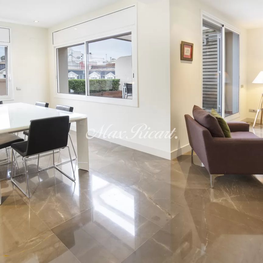 ATICO AMUEBLADO EN L'EIXAMPLE - Foto 1