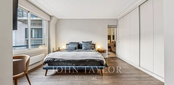 Tout savoir sur cet appartement dans le quartier Triangle d'Or, à Paris 8ème - Photo 2