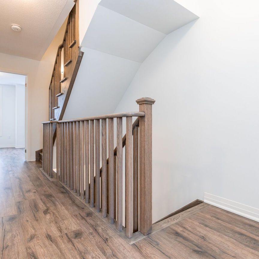 For Lease - 1724 Pleasure Valley Path, Oshawa, Ontario - Photo 1