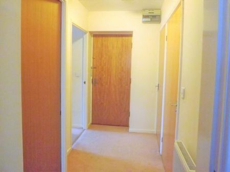 2 bedroom flat to rent - Photo 3