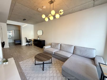 Riverside Square Lofts 15-45 , #520 - Photo 2