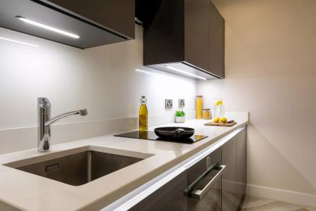 Platinum Plus Studio - Photo 5