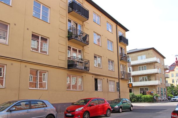 Östra Stallmästaregatan 2 B - Foto 1