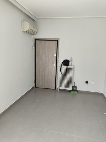 Διαμέρισμα για ενοικίαση Κέντρο (Νέος Κόσμος) - Photo 2