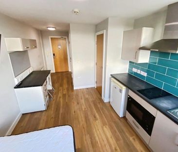 1 bedroom apartment to rent - Photo 2