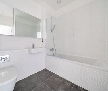 Studio to rent - Photo 6