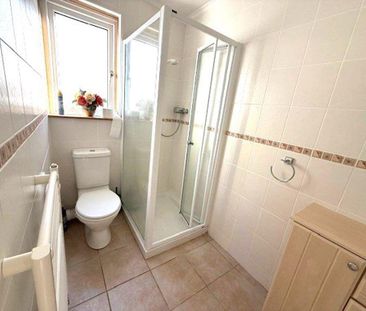 2 bedroom semi-detached house to rent - Photo 6