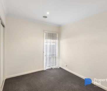 Spacious Family Living in a Sought-After Epsom Pocket - Photo 2