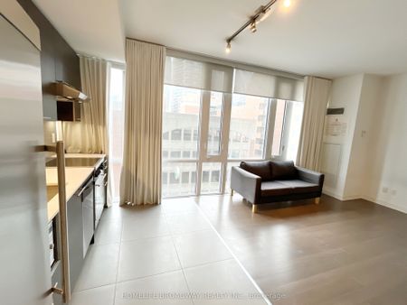 Market Wharf Lofts , #416 - Photo 5