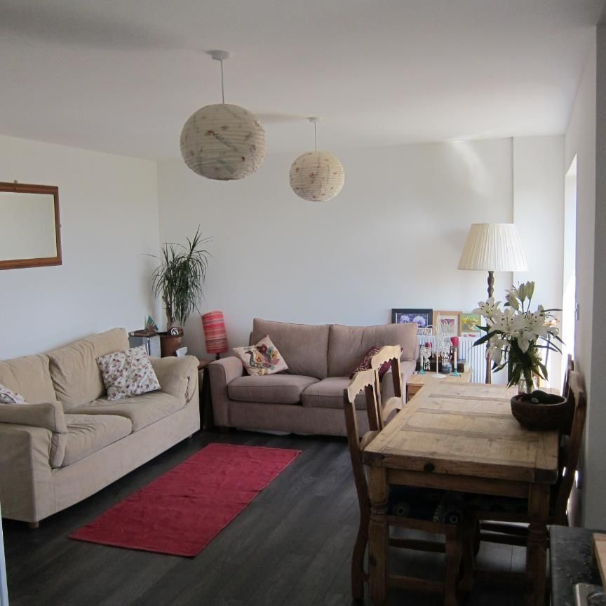 2 Bed Flat, Drovers Way, N7 - Photo 1