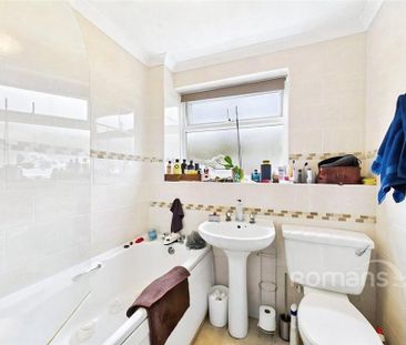 3 bedroom terraced house to rent - Photo 6