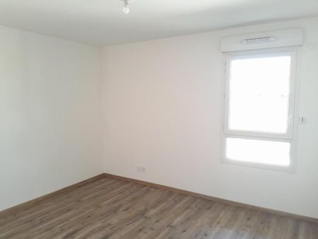 Location Appartement 2 pièces 46m² POISY 74330 - Photo 2