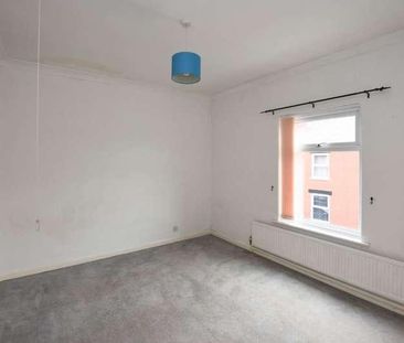 First Avenue, Hindley, Wigan, WN2 - Photo 2