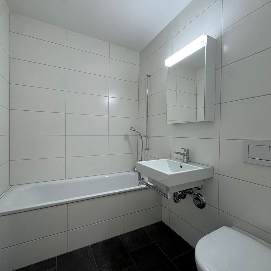 Moderne 3.5-Zimmerwohnung in Dietlikon zu vermieten - Photo 1