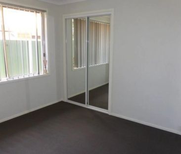 Beautifully Maintained 4-Bedroom Brick Home in Quiet Cul-de-Sac - Photo 6