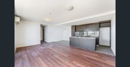 Modern 3 Bedroom Apartment with City Views in the Heart of Liverpool - Photo 2