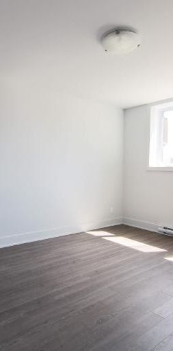 Spacious Corner unit 4.5 half grounded with large terrasse - Photo 1