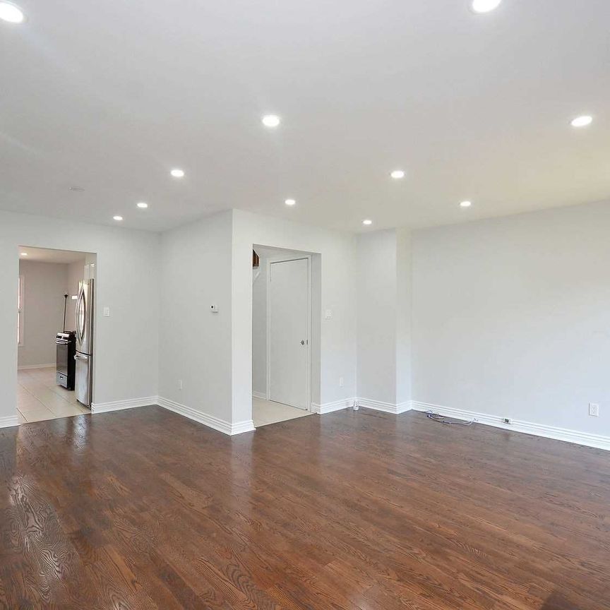 For Lease - 52 Donna Drive Unit# Upper, Brampton, Ontario - Photo 1