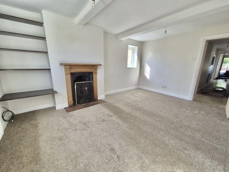 5 bedroom farm house to rent - Photo 4