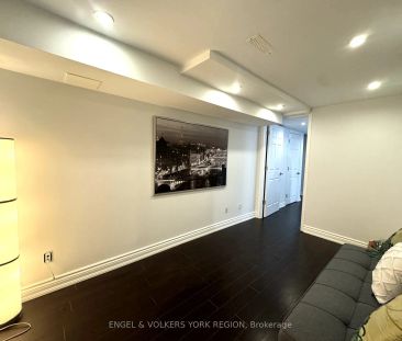 Detached Home For Lease | N9231520 - Photo 4