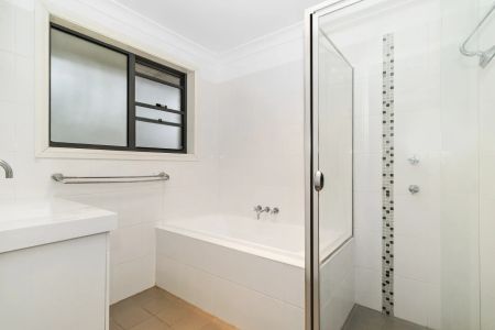 4 Bedroom Home - Photo 3