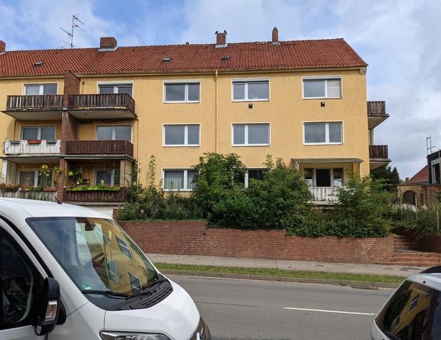 323.01 Schöne 2 ZKB in St.-Laurentiusstr. 28 54550 Daun Sammeltermin 23.12.2025 - Foto 1