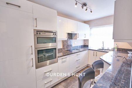 Poplar Way, Ilford - Photo 5