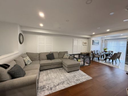 For Lease - 22 Rochefort Drive, Toronto, Ontario - Photo 2