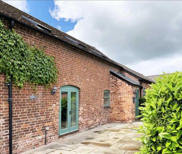 2 bedroom barn conversion to rent - Photo 2