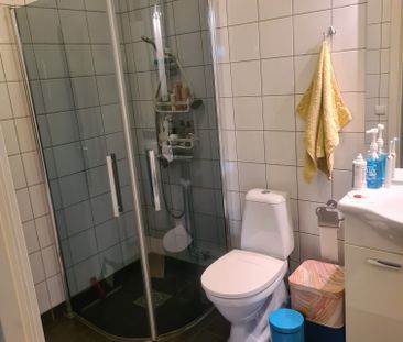 Sven-Agne Larssons Väg, Göteborg - Photo 2