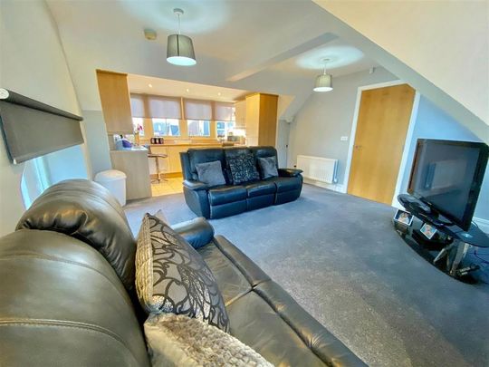 2 bedroom apartment to rent - Photo 1