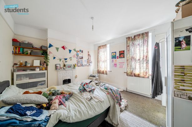 4 bedroom terraced house to rent - Photo 1