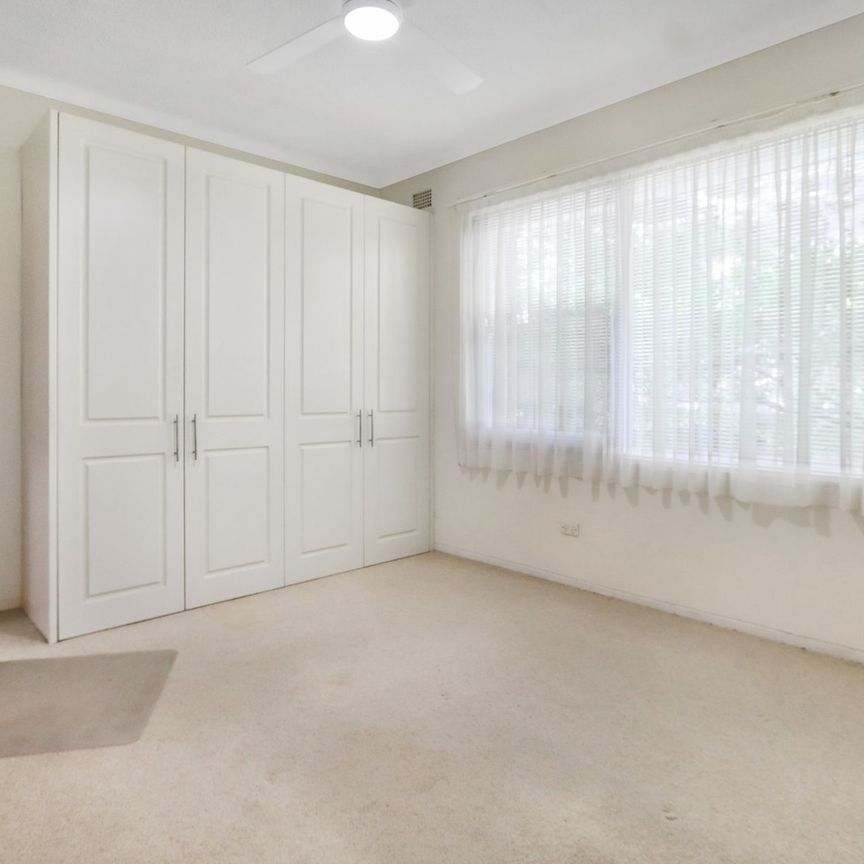 Beachside 2 Bedroom apartment! - Photo 1