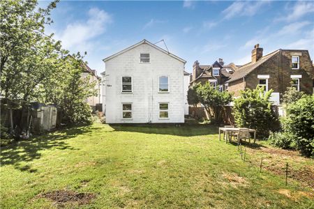 Hopton Road, London, SW16 2EL - Photo 5