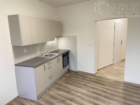 Pronájem bytu 2+1 50 m², Chvalkovice na Hané, Ivanovice na Hané - Photo 1