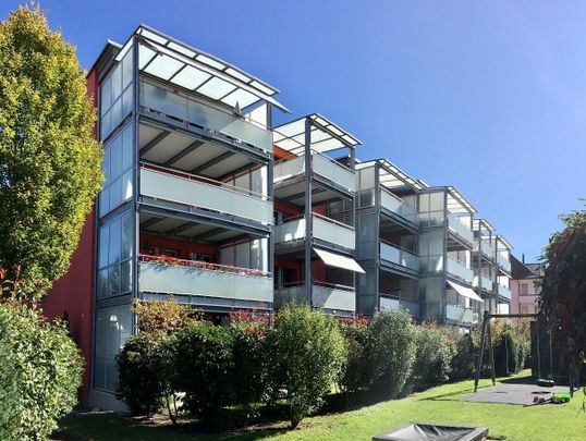 Moderne 3.5-ZW à 68 m² im 1. OG - Photo 1