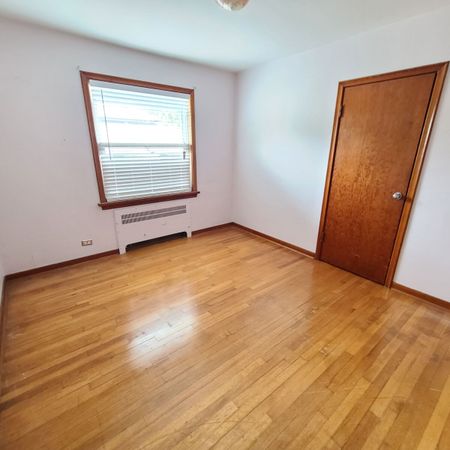 Spacious Home with Large Yard near Fraser Highway - Photo 4