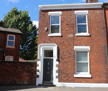 North Cliff Street, Preston - Photo 1