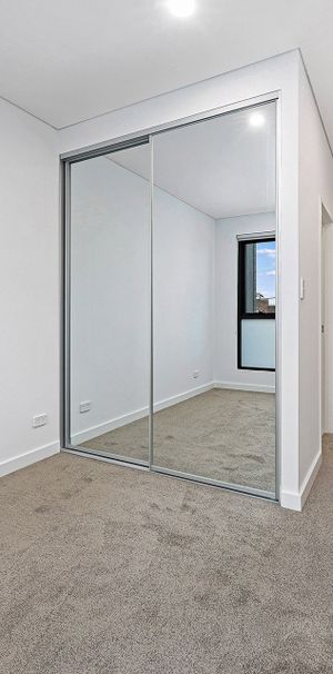 B302/40 Hoskins Avenue - Photo 1