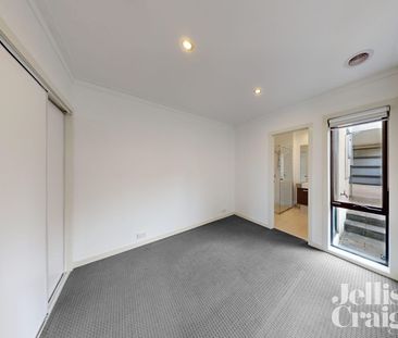 COBURG HILL ESTATE ONE NOT TO MISS - Photo 3