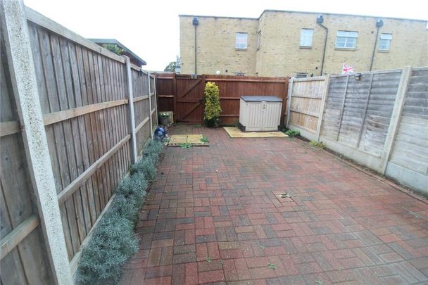 2 bedroom terraced house to rent - Photo 1